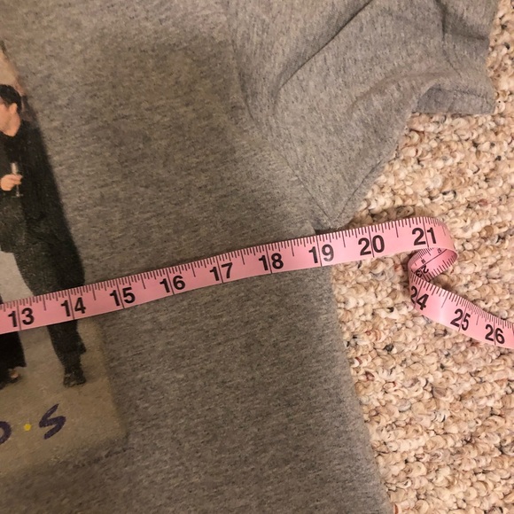 Vintage NBC experience Friends tshirt - Picture 8 of 10